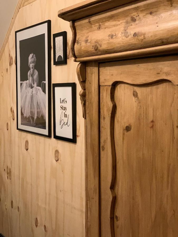 Tiny House Thuus Villa ซินท์ อันนาลอนด์ ภายนอก รูปภาพ