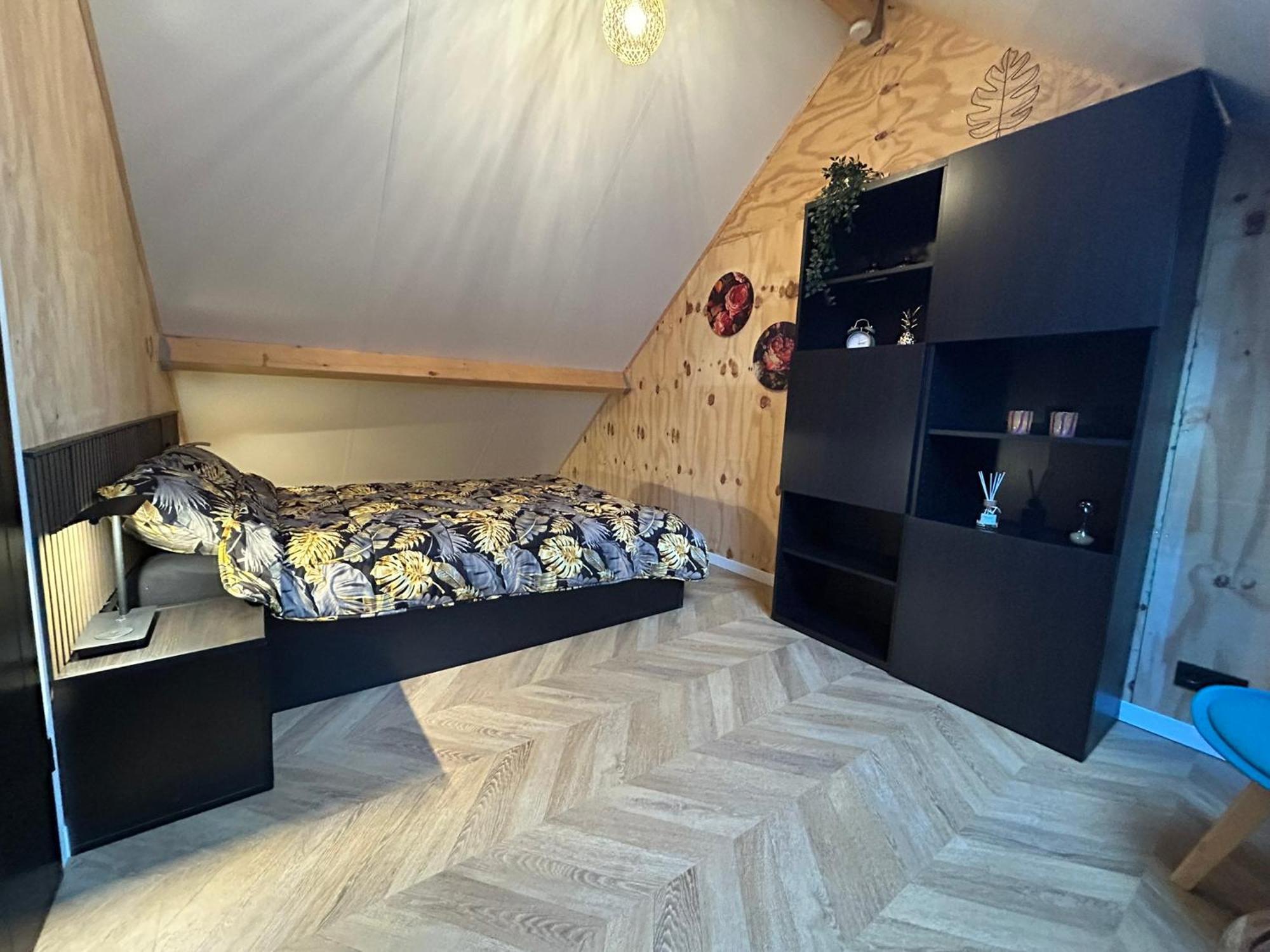 Tiny House Thuus Villa ซินท์ อันนาลอนด์ ภายนอก รูปภาพ